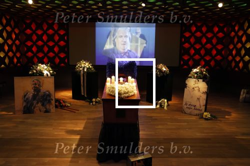 Hilversum 29 december 2022
Bij Beeld en Geluid op het mediapark  konden mensen afscheid nemen van Han Peekel .