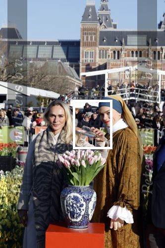 Amsterdam 21 januari 2023
Irene Schouten doopt een tulp op het museumplein.