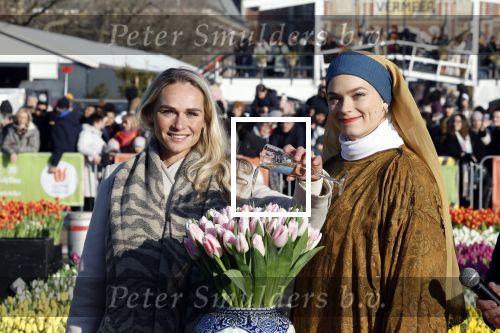 Amsterdam 21 januari 2023
Irene Schouten doopt een tulp op het museumplein.