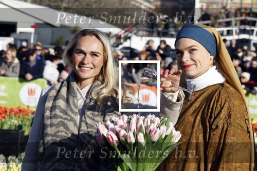 Amsterdam 21 januari 2023
Irene Schouten doopt een tulp op het museumplein.