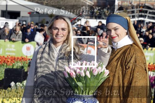 Amsterdam 21 januari 2023
Irene Schouten doopt een tulp op het museumplein.