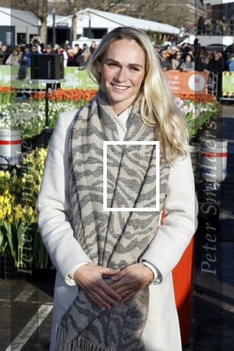 Amsterdam 21 januari 2023
Irene Schouten doopt een tulp op het museumplein.