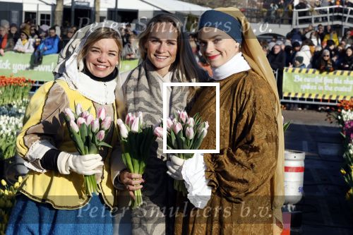 Amsterdam 21 januari 2023
Irene Schouten doopt een tulp op het museumplein.