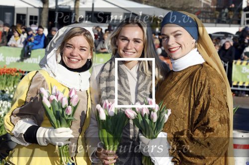 Amsterdam 21 januari 2023
Irene Schouten doopt een tulp op het museumplein.