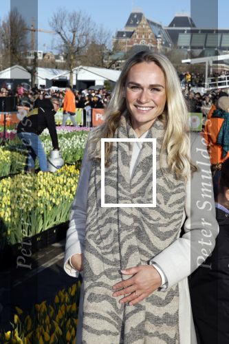 Amsterdam 21 januari 2023
Irene Schouten doopt een tulp op het museumplein.