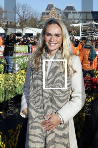 Amsterdam 21 januari 2023
Irene Schouten doopt een tulp op het museumplein.