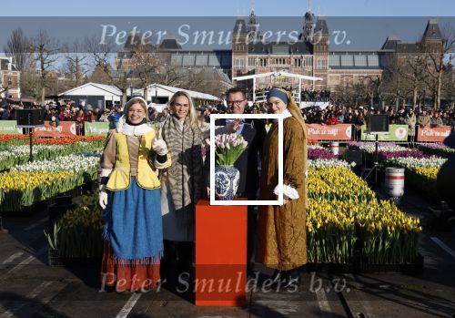 Amsterdam 21 januari 2023
Irene Schouten doopt een tulp op het museumplein.