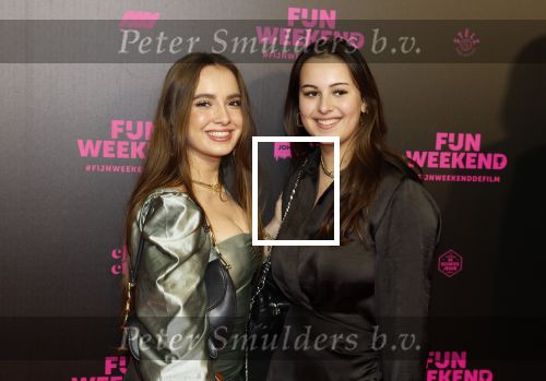 Amsterdam 16 januari 2023
Premiere Fijn weekend in Tuschinski.
De cast bestaat uit oa Sarah Chronis Carolien Spoor Jon karthaus Lisa Zweerman Steef de Bot Kay Greidanus en Aus Greidanus sr. Jada Borsato met een vriendin
