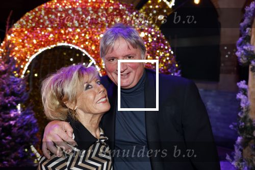 Amsterdam 23 december 2022
Premiere Francis v Broekhuizen in Beurs v Berlage.
Joke Bruijs met partner Frits Landesbergen