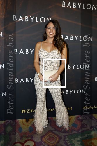 Amsterdam 9 januari 2022
Premiere Babylon in Tuschinski.
Julia Sinning met partner Robbert Jonkheer