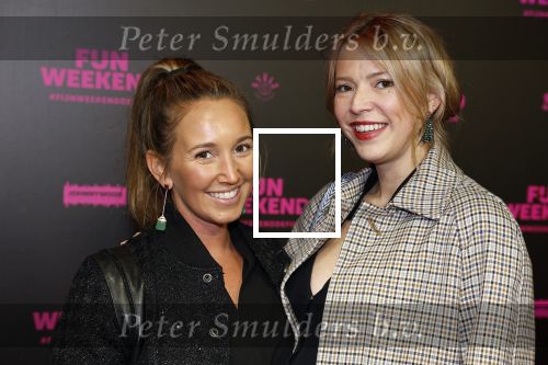 Amsterdam 16 januari 2023
Premiere Fijn weekend in Tuschinski.
De cast bestaat uit oa Sarah Chronis Carolien Spoor Jon karthaus Lisa Zweerman Steef de Bot Kay Greidanus en Aus Greidanus sr. Kim Boekhoorn met een vriendin