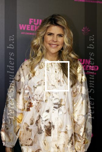 Amsterdam 16 januari 2023
Premiere Fijn weekend in Tuschinski.
De cast bestaat uit oa Sarah Chronis Carolien Spoor Jon karthaus Lisa Zweerman Steef de Bot Kay Greidanus en Aus Greidanus sr. Kim Kotter