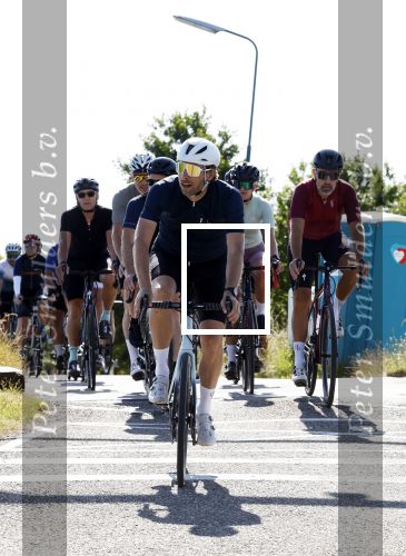 Omgeving vinkeveen  17 juli 2022
Laurens ten Dam met zijn fietsclub