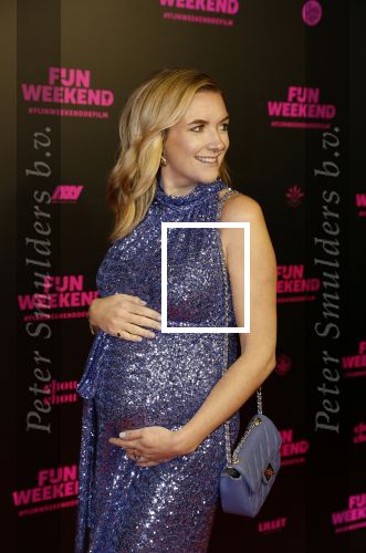 Amsterdam 16 januari 2023
Premiere Fijn weekend in Tuschinski.
De cast bestaat uit oa Sarah Chronis Carolien Spoor Jon karthaus Lisa Zweerman Steef de Bot Kay Greidanus en Aus Greidanus sr. Laurien Verstraten zwanger met partner