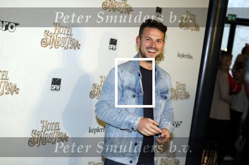 Amsterdam 11 december 2022
Premiere Hotel Sinestra in Pathe Noord .
Levi v Kempen