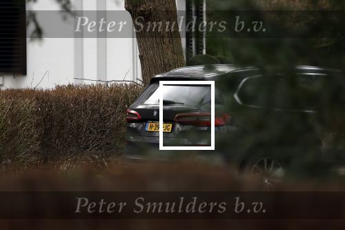 Huizen 6 januari 2023
BMW X5  geparkeerd bij huis Linda de Mol