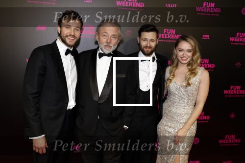 Amsterdam 16 januari 2023
Premiere Fijn weekend in Tuschinski.
De cast bestaat uit oa Sarah Chronis Carolien Spoor Jon karthaus Lisa Zweerman Steef de Bot Kay Greidanus en Aus Greidanus sr.