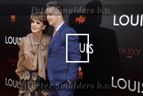Amsterdam 11 april 2022
Premiere documentaire Louis  over het leven van Louis v Gaal in Tuschinski. Louis kwam samen met zijn vrouw Truus.
