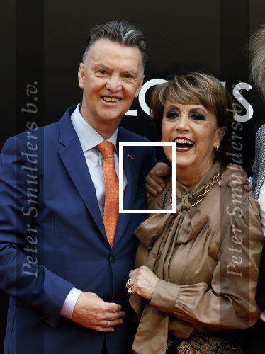 Amsterdam 11 april 2022
Premiere documentaire Louis  over het leven van Louis v Gaal in Tuschinski. Louis kwam samen met zijn vrouw Truus.