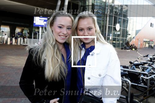Amsterdam 27 maart 2022
Premiere Sonic in Pathe arena met in de hoofdrollen Najib Amhali Carolina Dijkhuizen en  anderen . MylÃ¨ne & Rosanne
