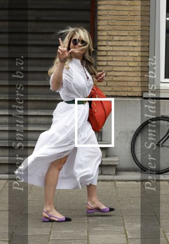 Amsterdam 12 april 2022
Nikkie Plessen op straat in Amsterdam zuid