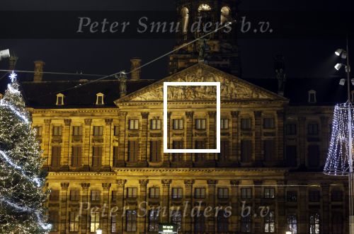 Amsterdam 20 en 22 december 2022
Kerstsfeer op de dam met het Paleis op de dam de Bijenkorf en Beursplein 5