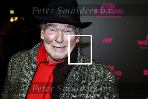 Amsterdam 16 januari 2023
Premiere Fijn weekend in Tuschinski.
De cast bestaat uit oa Sarah Chronis Carolien Spoor Jon karthaus Lisa Zweerman Steef de Bot Kay Greidanus en Aus Greidanus sr. Peter Faber