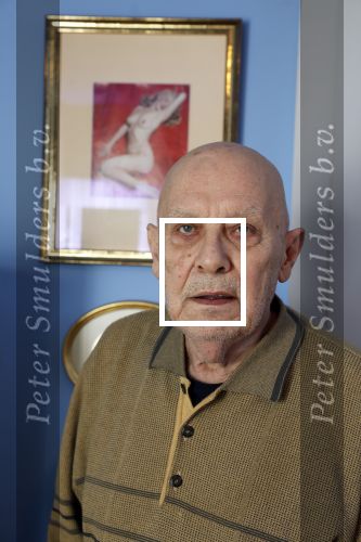 Den Haag 31 december 2022
Paragnost / helderziende Peter Seeland in zijn huis / appartement in Den Haag.