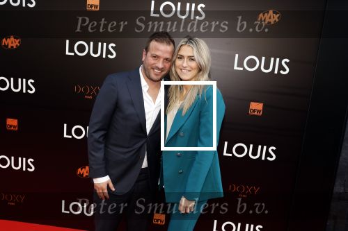 Amsterdam 11 april 2022
Premiere documentaire Louis  over het leven van Louis v Gaal in Tuschinski. Louis kwam samen met zijn vrouw Truus. rafael v d Vaart met vriendin estevana Polman
