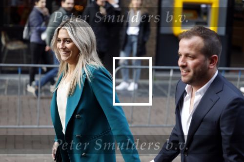 Amsterdam 11 april 2022
Premiere documentaire Louis  over het leven van Louis v Gaal in Tuschinski. Louis kwam samen met zijn vrouw Truus. rafael v d Vaart met vriendin estevana Polman