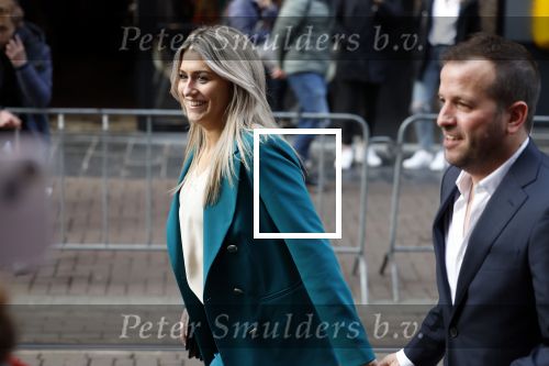 Amsterdam 11 april 2022
Premiere documentaire Louis  over het leven van Louis v Gaal in Tuschinski. Louis kwam samen met zijn vrouw Truus. rafael v d Vaart met vriendin estevana Polman