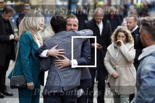 Amsterdam 11 april 2022
Premiere documentaire Louis  over het leven van Louis v Gaal in Tuschinski. Louis kwam samen met zijn vrouw Truus. rafael v d Vaart met vriendin estevana Polman