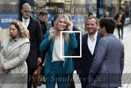 Amsterdam 11 april 2022
Premiere documentaire Louis  over het leven van Louis v Gaal in Tuschinski. Louis kwam samen met zijn vrouw Truus. rafael v d Vaart met vriendin estevana Polman