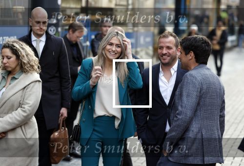 Amsterdam 11 april 2022
Premiere documentaire Louis  over het leven van Louis v Gaal in Tuschinski. Louis kwam samen met zijn vrouw Truus. rafael v d Vaart met vriendin estevana Polman