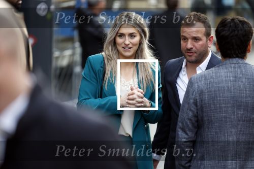 Amsterdam 11 april 2022
Premiere documentaire Louis  over het leven van Louis v Gaal in Tuschinski. Louis kwam samen met zijn vrouw Truus. rafael v d Vaart met vriendin estevana Polman