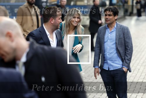 Amsterdam 11 april 2022
Premiere documentaire Louis  over het leven van Louis v Gaal in Tuschinski. Louis kwam samen met zijn vrouw Truus. rafael v d Vaart met vriendin estevana Polman