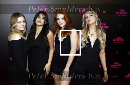 Amsterdam 16 januari 2023
Premiere Fijn weekend in Tuschinski.
De cast bestaat uit oa Sarah Chronis Carolien Spoor Jon karthaus Lisa Zweerman Steef de Bot Kay Greidanus en Aus Greidanus sr. Remix