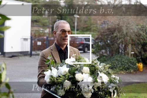 Bilthoven 7 januari 2023
Rogier Smit Oltmans bij het graf van zijn vader Willem Oltmans .