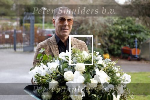 Bilthoven 7 januari 2023
Rogier Smit Oltmans bij het graf van zijn vader Willem Oltmans .