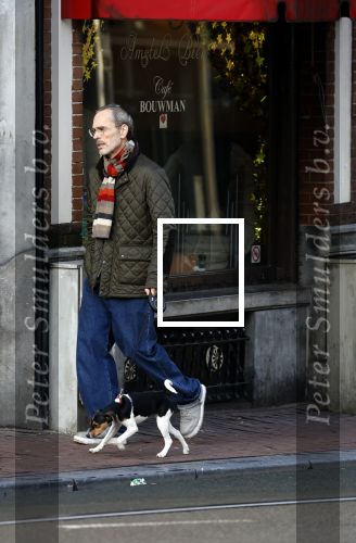 Amsterdam 2 januari 2023
Rolf Snoeren ( Victor en Rolf) wandelt met zijn hond door het centrum van Amsterdam