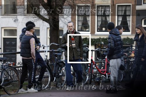 Amsterdam 2 januari 2023
Rolf Snoeren ( Victor en Rolf) wandelt met zijn hond door het centrum van Amsterdam