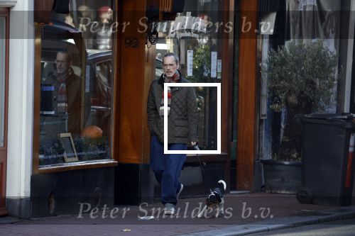 Amsterdam 2 januari 2023
Rolf Snoeren ( Victor en Rolf) wandelt met zijn hond door het centrum van Amsterdam