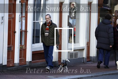Amsterdam 2 januari 2023
Rolf Snoeren ( Victor en Rolf) wandelt met zijn hond door het centrum van Amsterdam