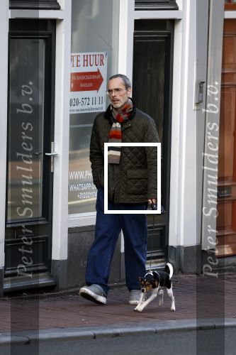 Amsterdam 2 januari 2023
Rolf Snoeren ( Victor en Rolf) wandelt met zijn hond door het centrum van Amsterdam