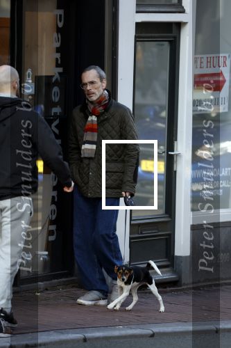 Amsterdam 2 januari 2023
Rolf Snoeren ( Victor en Rolf) wandelt met zijn hond door het centrum van Amsterdam