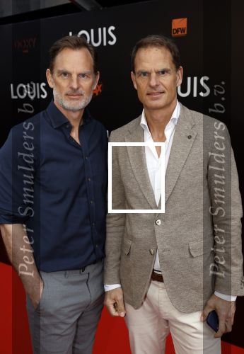 Amsterdam 11 april 2022
Premiere documentaire Louis  over het leven van Louis v Gaal in Tuschinski. Louis kwam samen met zijn vrouw Truus. 
Ronald de Boer en Frank de Boer