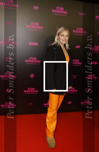 Amsterdam 16 januari 2023
Premiere Fijn weekend in Tuschinski.
De cast bestaat uit oa Sarah Chronis Carolien Spoor Jon karthaus Lisa Zweerman Steef de Bot Kay Greidanus en Aus Greidanus sr. Roxanne Kwant