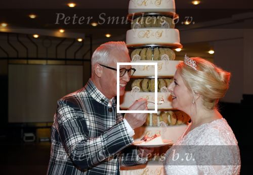 Hilversum 10 april 2022
Trouwen Rudolph v Veen en zijn vrouw Simone bij studio 21 op het mediapark .