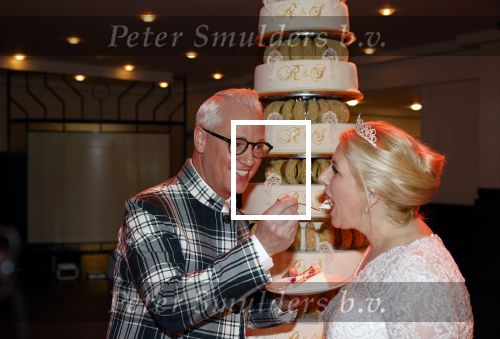 Hilversum 10 april 2022
Trouwen Rudolph v Veen en zijn vrouw Simone bij studio 21 op het mediapark .