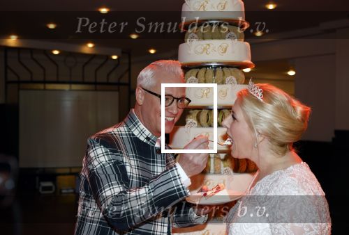 Hilversum 10 april 2022
Trouwen Rudolph v Veen en zijn vrouw Simone bij studio 21 op het mediapark .